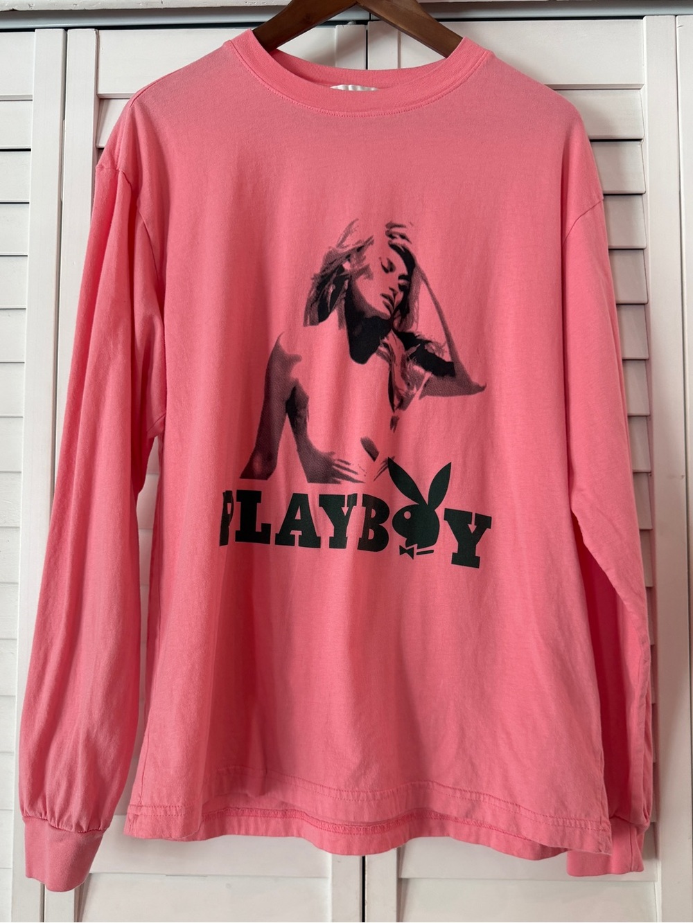 Playboy by Pacsun Pink Graphic Long Sleeve Tee - Size M